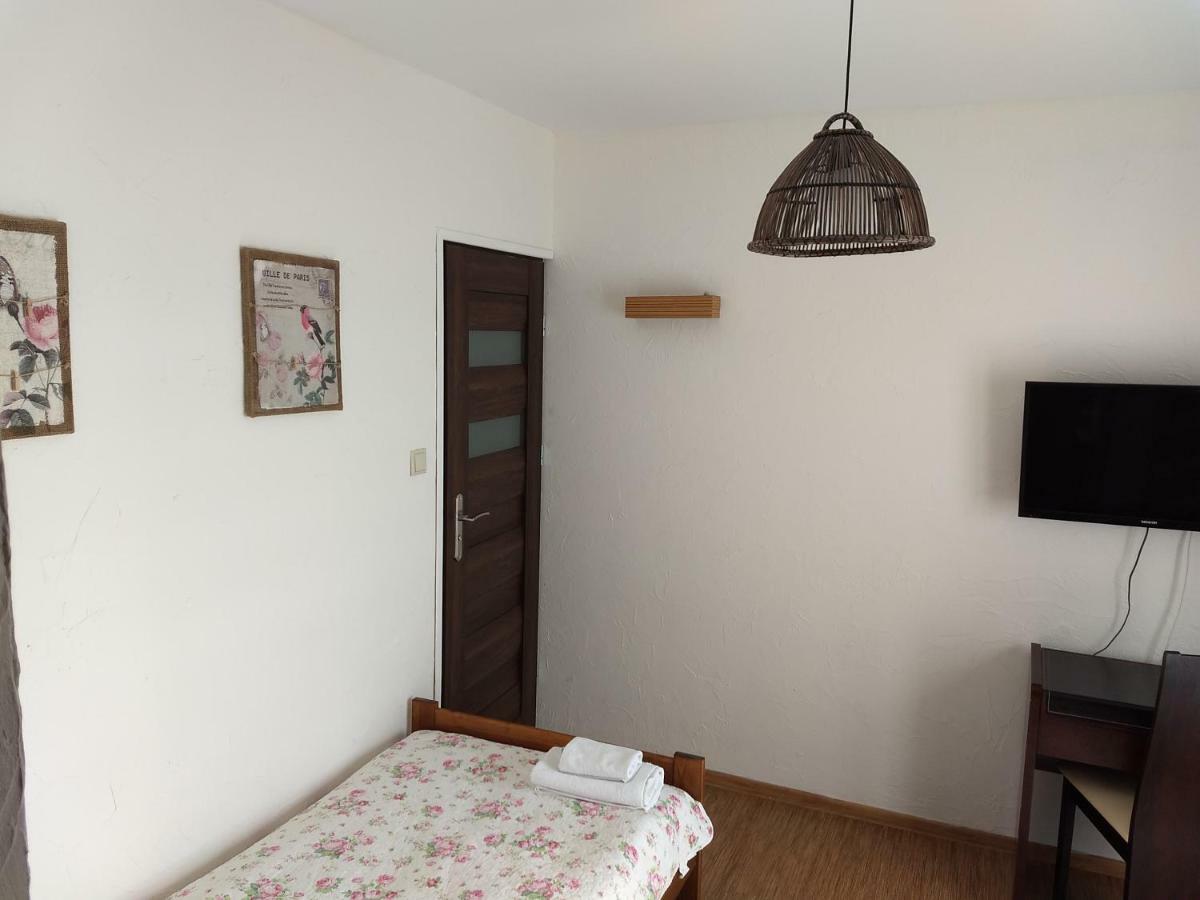 Bed and Breakfast Karczma Biesiadna à Dalnia Extérieur photo